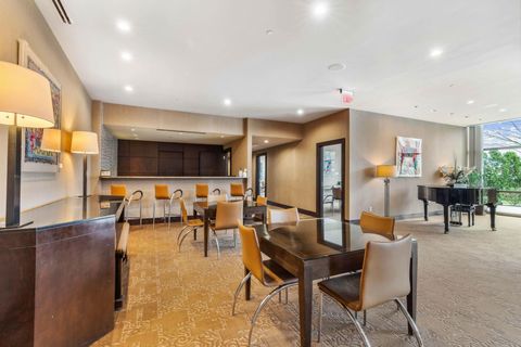 Tiny photo for 1 Miranova Place 1840 #1840, Columbus, OH 43215 (MLS # 226013103)