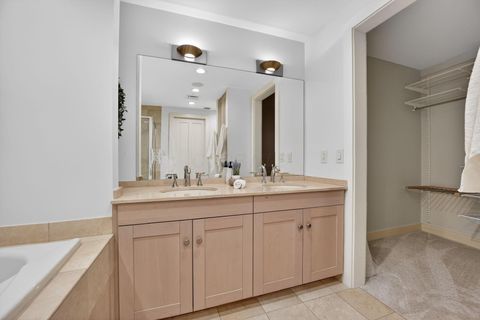 Tiny photo for 1 Miranova Place 1840 #1840, Columbus, OH 43215 (MLS # 226013103)