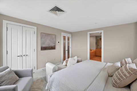 Tiny photo for 1 Miranova Place 1840 #1840, Columbus, OH 43215 (MLS # 226013103)