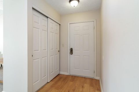 Tiny photo for 3426 Fishinger Mill Drive A8 #A8, Hilliard, OH 43026 (MLS # 226002571)