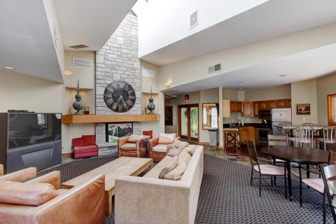 Tiny photo for 3426 Fishinger Mill Drive A8 #A8, Hilliard, OH 43026 (MLS # 226002571)