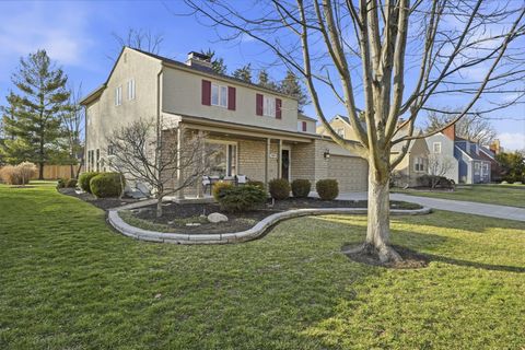 Photo of 2585 Westmont Boulevard, Upper Arlington, OH 43221 (MLS # 226005969)