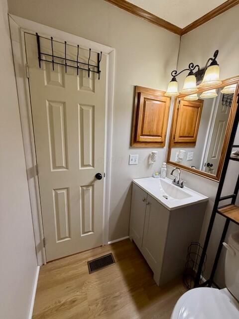 Tiny photo for 1949 Big Run Bluff Boulevard, Grove City, OH 43123 (MLS # 225044650)