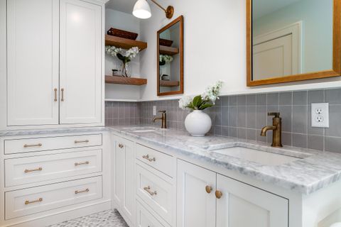 Tiny photo for 1565 Berkshire Road, Columbus, OH 43221 (MLS # 225039502)