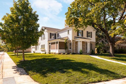 Tiny photo for 1565 Berkshire Road, Columbus, OH 43221 (MLS # 225039502)