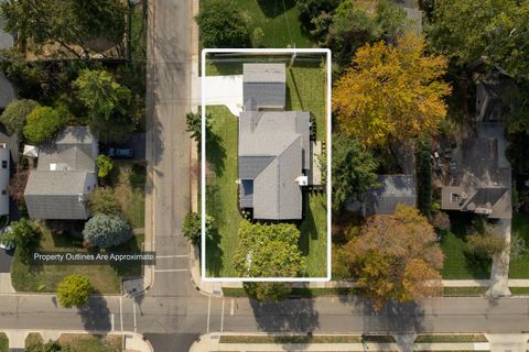 Tiny photo for 1565 Berkshire Road, Columbus, OH 43221 (MLS # 225039502)