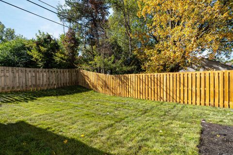 Tiny photo for 1565 Berkshire Road, Columbus, OH 43221 (MLS # 225039502)