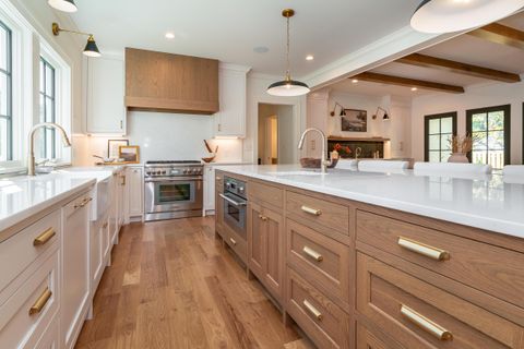 Tiny photo for 1565 Berkshire Road, Columbus, OH 43221 (MLS # 225039502)