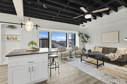 Photo of 78 E Chestnut Street 608 #608, Columbus, OH 43215 (MLS # 226004845)