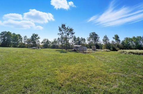 Tiny photo for 19100 Smokey Road, Marysville, OH 43040 (MLS # 225035858)