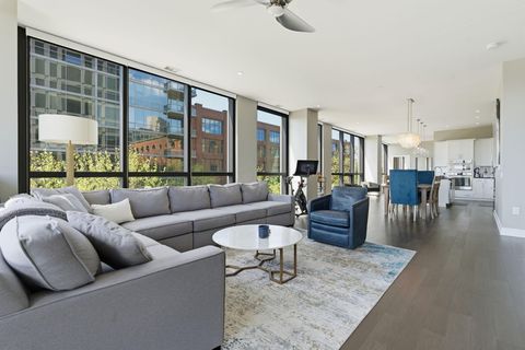 Photo of 250 W Spring Street 326 #326, Columbus, OH 43215 (MLS # 226013602)