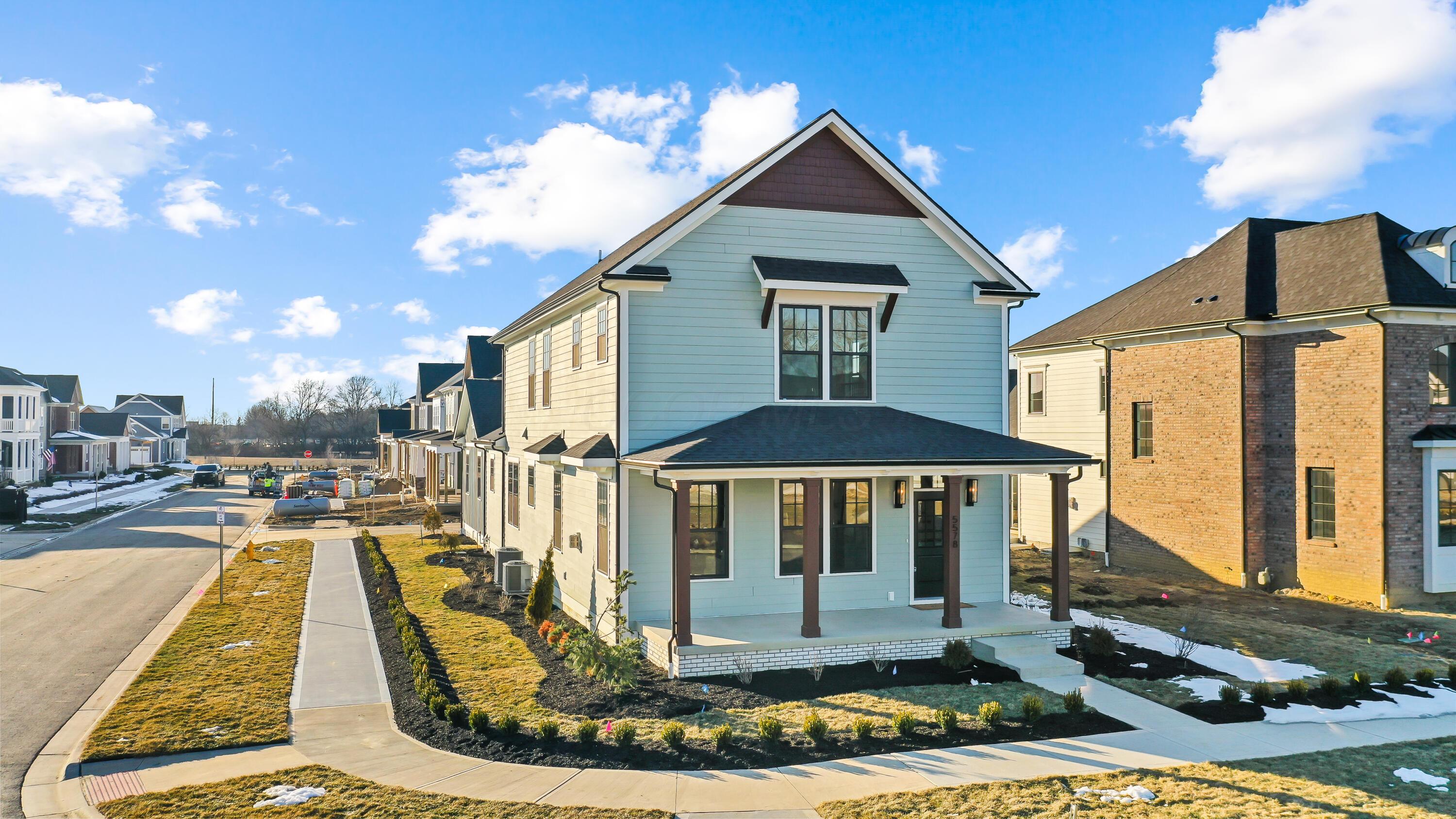 5578 Hickory Drive, Lewis Center, Ohio image 3