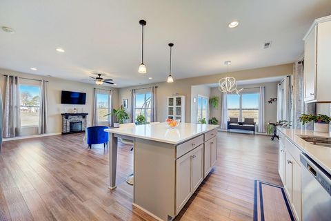 Tiny photo for 3938 Legacy Road, Powell, OH 43065 (MLS # 226003275)