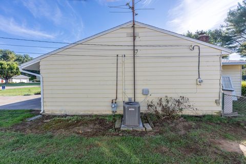 Tiny photo for 71 Barb Avenue, Heath, OH 43056 (MLS # 225039612)