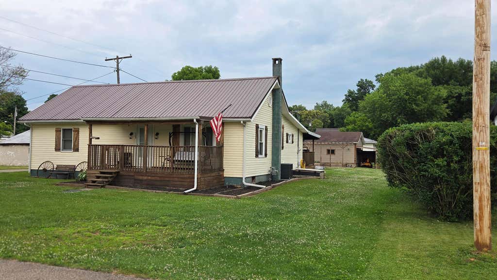 Photo of 108 Washington Street, Coshocton, OH 43812 (MLS # 226020812)