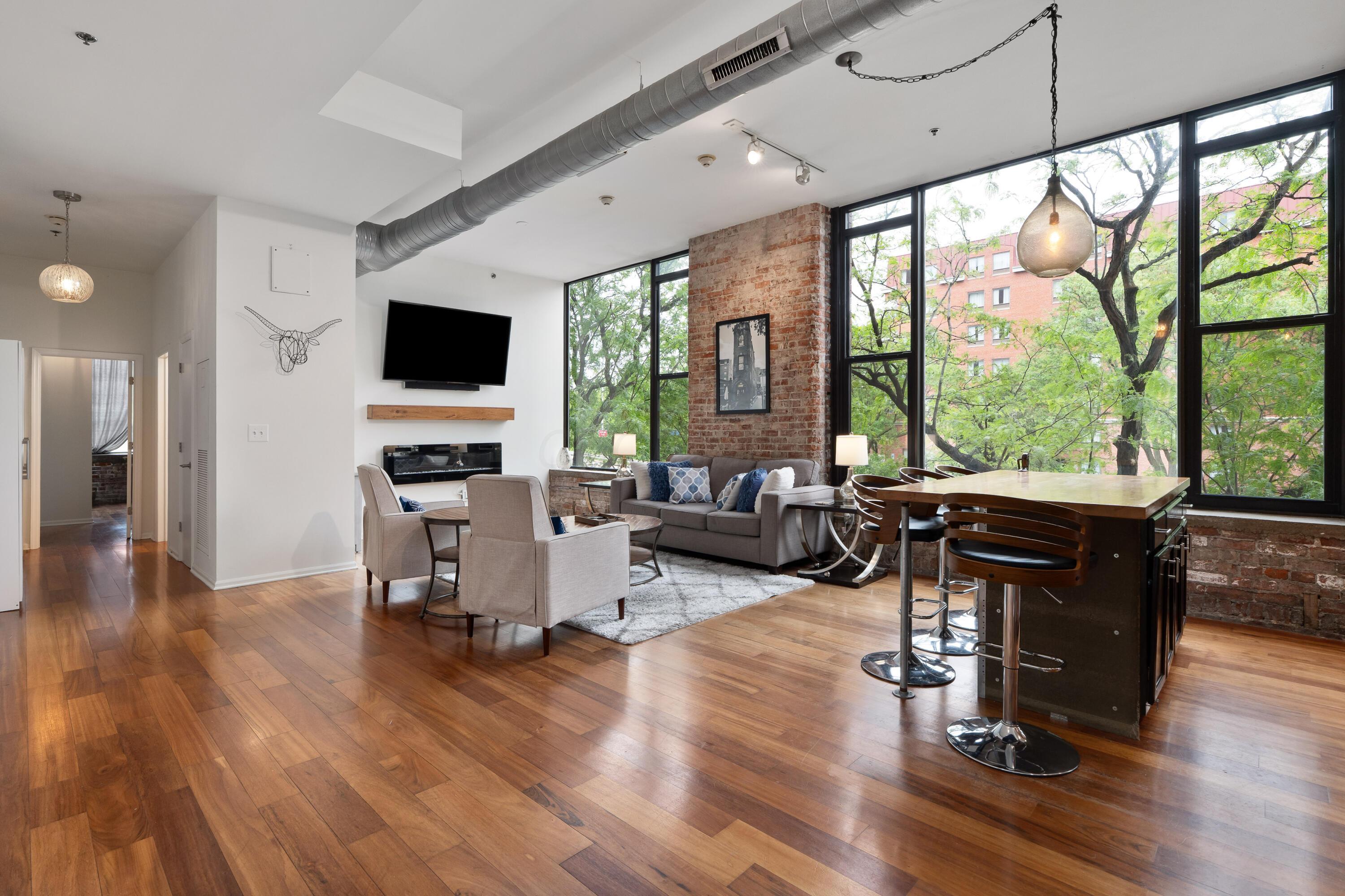 78 E Chestnut Street #205, Columbus, Ohio image 3