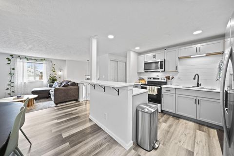 Tiny photo for 2310 Tempest Drive, Columbus, OH 43232 (MLS # 226007284)