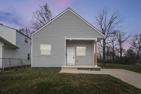 Photo of 546 Stambaugh Avenue, Columbus, OH 43207 (MLS # 225043295)