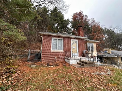 Photo of 1159 E Fair Avenue, Lancaster, OH 43130 (MLS # 225045292)