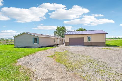 Photo of 4257 County Road 43, Bellefontaine, OH 43311 (MLS # 226018220)