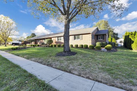 Tiny photo for 2584 Clark Drive, Grove City, OH 43123 (MLS # 225040136)