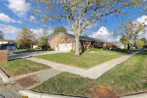 Tiny photo for 2584 Clark Drive, Grove City, OH 43123 (MLS # 225040136)