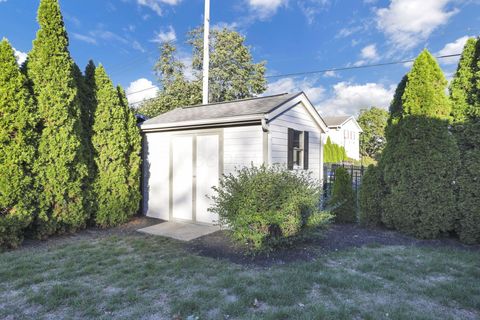 Tiny photo for 2584 Clark Drive, Grove City, OH 43123 (MLS # 225040136)
