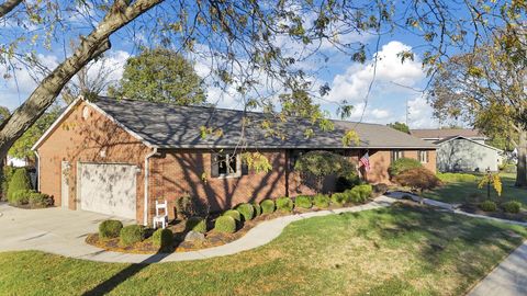 Tiny photo for 2584 Clark Drive, Grove City, OH 43123 (MLS # 225040136)