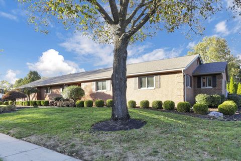 Tiny photo for 2584 Clark Drive, Grove City, OH 43123 (MLS # 225040136)