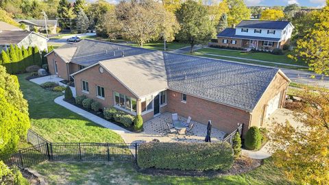 Tiny photo for 2584 Clark Drive, Grove City, OH 43123 (MLS # 225040136)