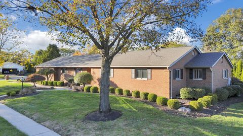 Tiny photo for 2584 Clark Drive, Grove City, OH 43123 (MLS # 225040136)