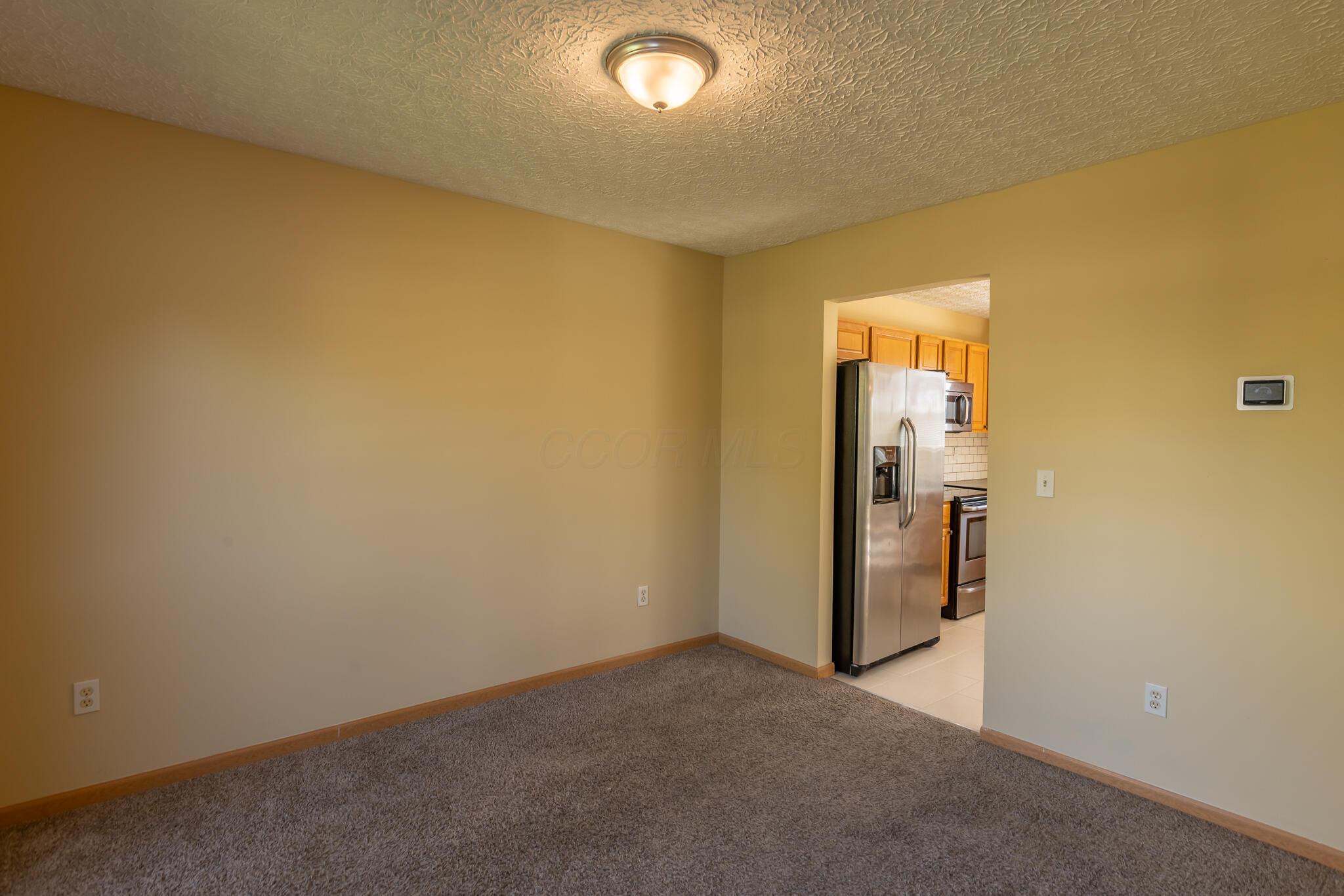 4253 Nafzger Drive, Columbus, Ohio image 19