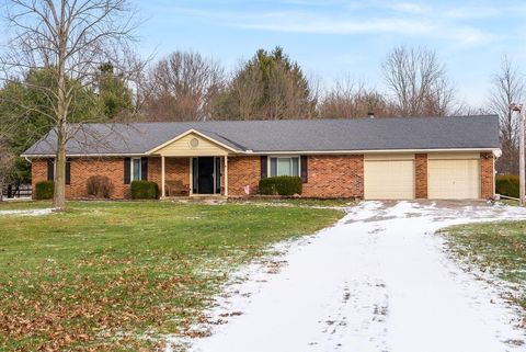 Photo of 7562 Wilbur Road, New Albany, OH 43054 (MLS # 226002401)