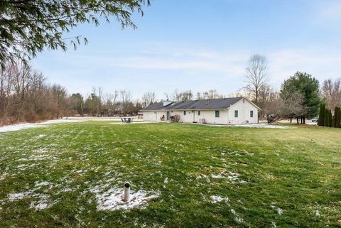 Tiny photo for 7562 Wilbur Road, New Albany, OH 43054 (MLS # 226002401)