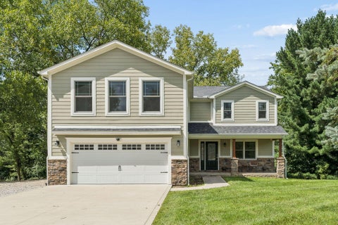 Photo of 251 Needles Drive SW, Pataskala, OH 43062 (MLS # 226034918)