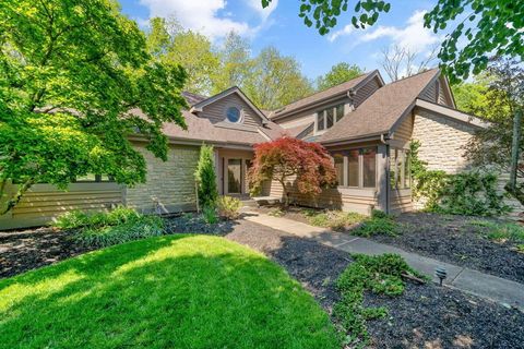 Photo of 5732 Dunnwood Court, Dublin, OH 43017 (MLS # 226016077)