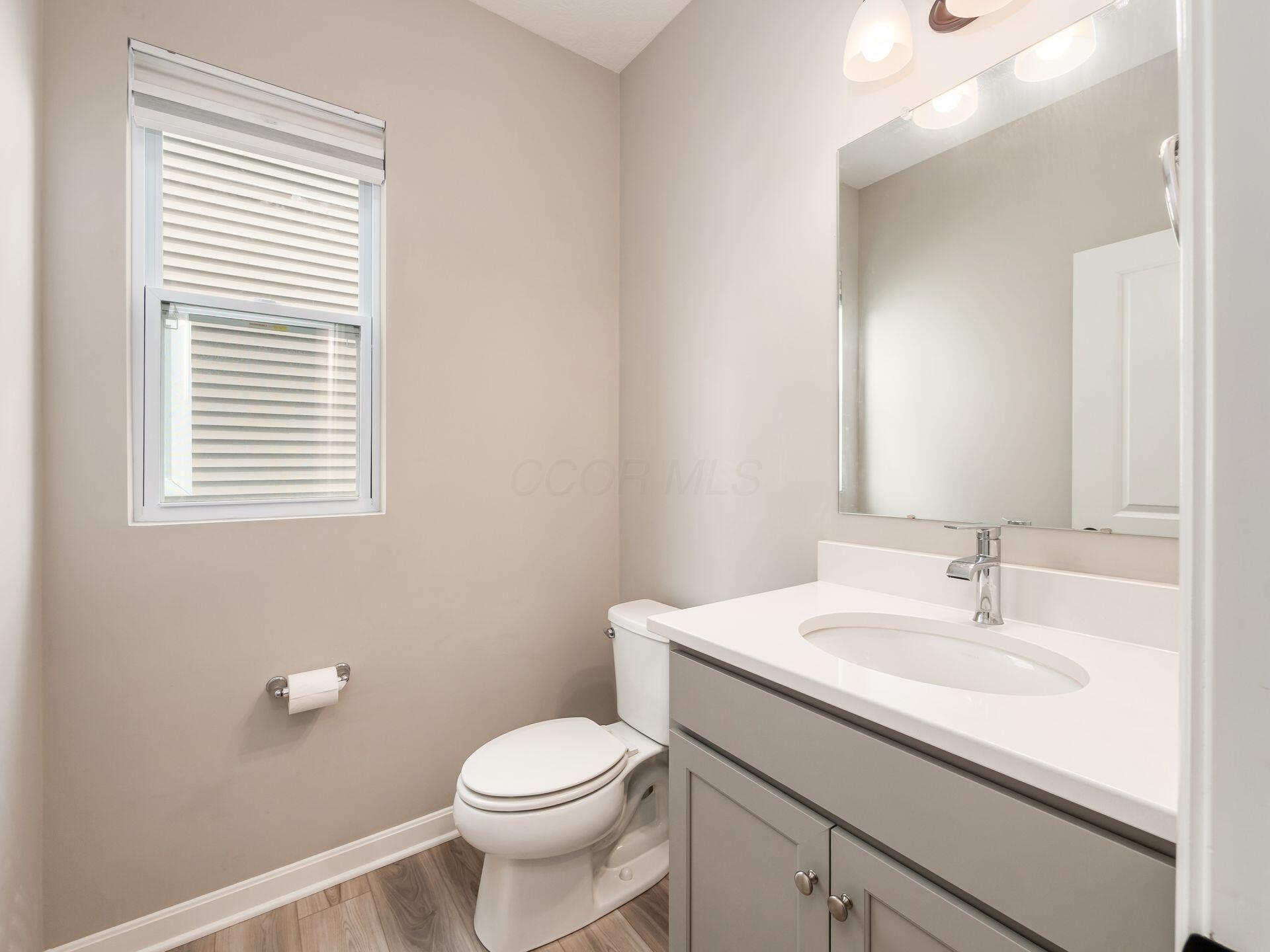 328 Sage Hill Drive, Lewis Center, Ohio image 26