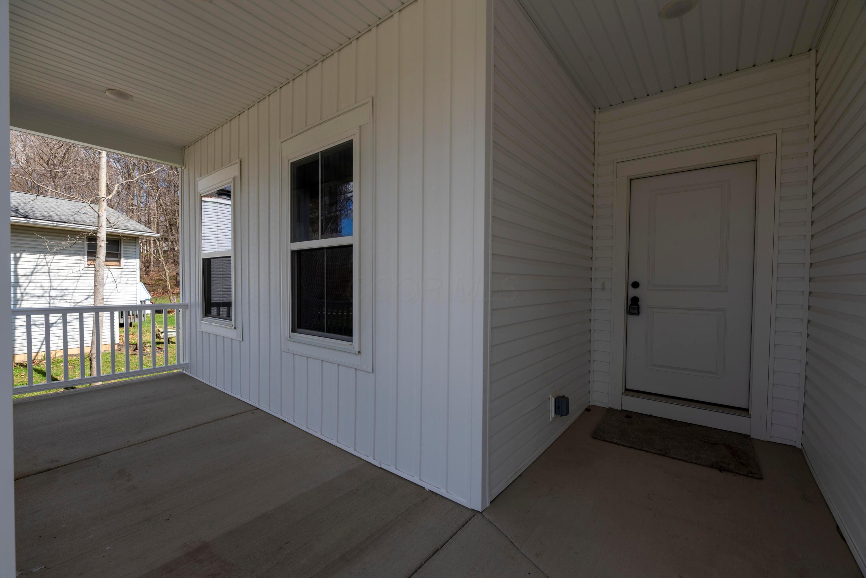 3062 Apple Valley Drive, Howard, Ohio image 3