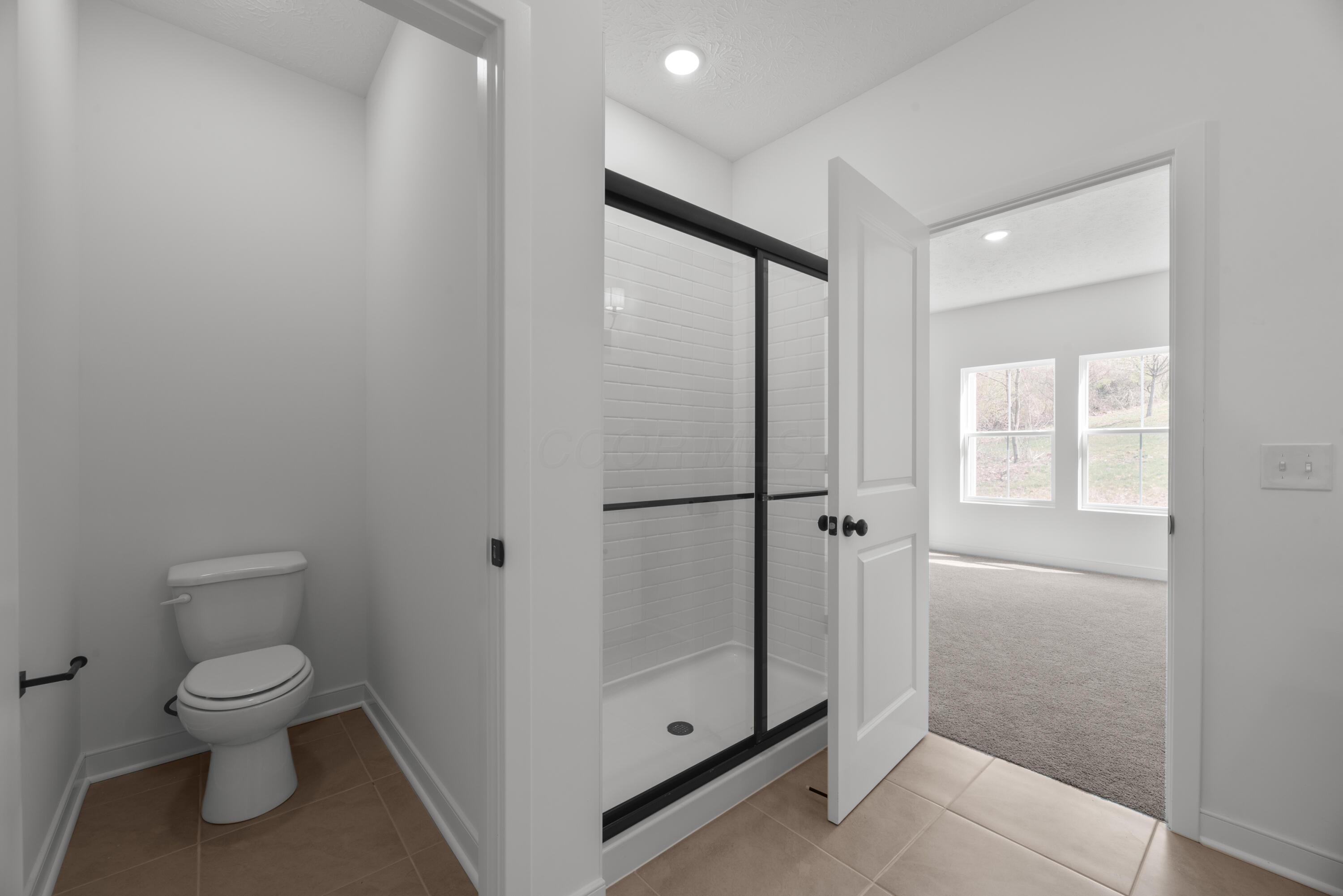 3062 Apple Valley Drive, Howard, Ohio image 22