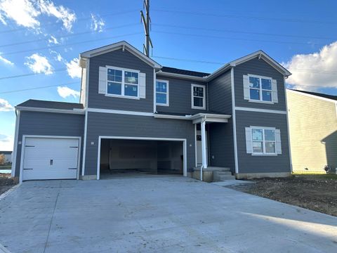 Photo of 2857 Piatt Crest Drive, Delaware, OH 43015 (MLS # 225038415)