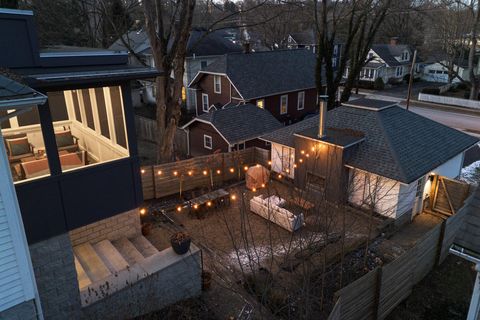 Tiny photo for 442 E Broadway, Granville, OH 43023 (MLS # 226003056)