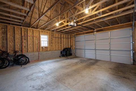 Tiny photo for 442 E Broadway, Granville, OH 43023 (MLS # 226003056)