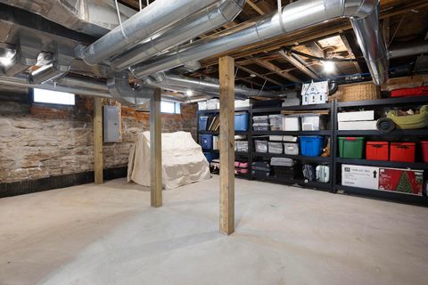 Tiny photo for 442 E Broadway, Granville, OH 43023 (MLS # 226003056)