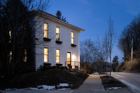 Tiny photo for 442 E Broadway, Granville, OH 43023 (MLS # 226003056)