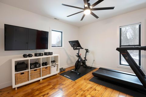 Tiny photo for 442 E Broadway, Granville, OH 43023 (MLS # 226003056)