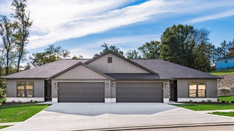Photo of 3452 Jamestown Drive, Zanesville, OH 43701 (MLS # 225037910)