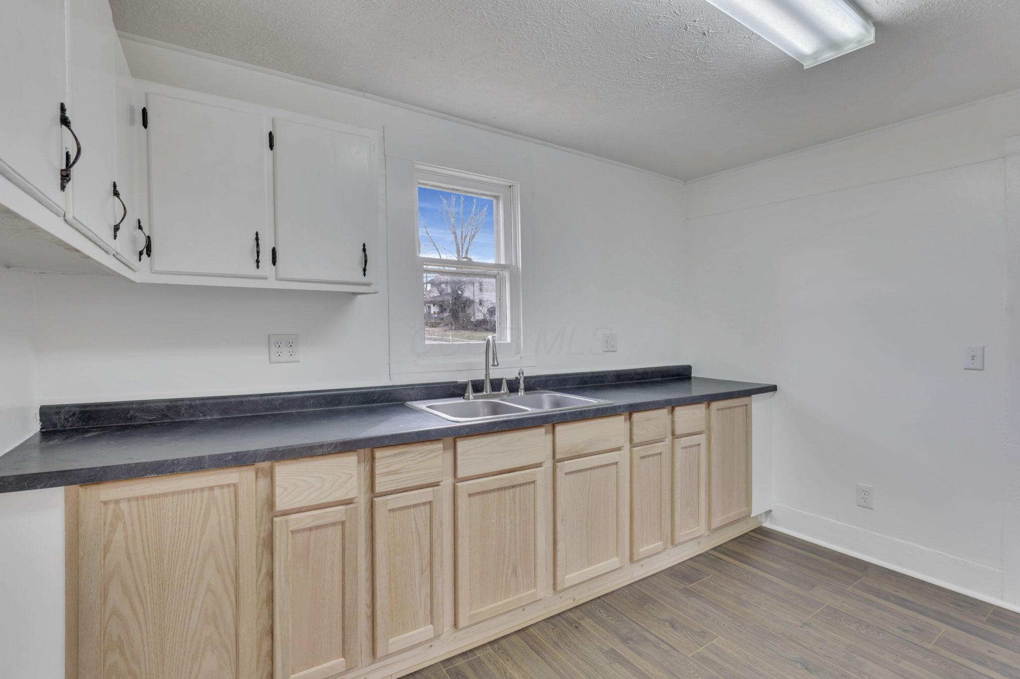 450 S 2nd Street, Newark, Ohio image 12