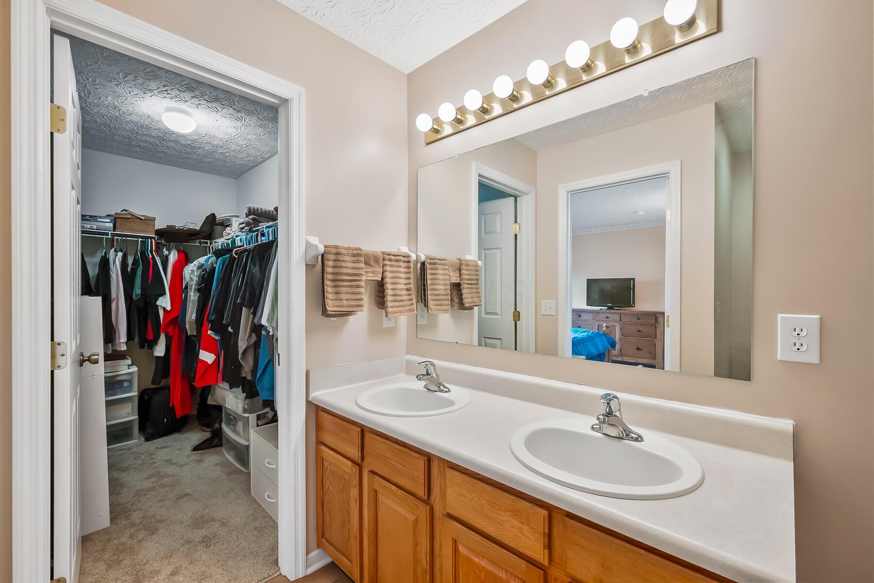 119 Harvard Loop, Delaware, Ohio image 32