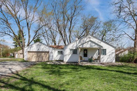 Photo of 1892 Dyer Road, Grove City, OH 43123 (MLS # 226011312)