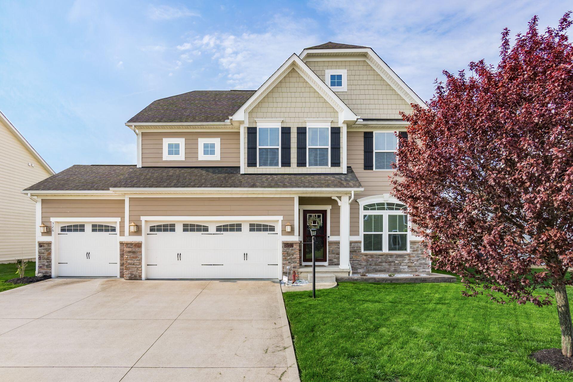 326 Brets Lane, Lewis Center, Ohio image 2